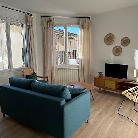 Charmant Appartement 3 Chambres Et Terrasse Eyragues Ngoại thất bức ảnh