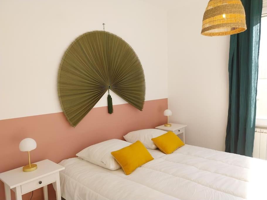 Charmant Appartement 3 Chambres Et Terrasse Eyragues Ngoại thất bức ảnh